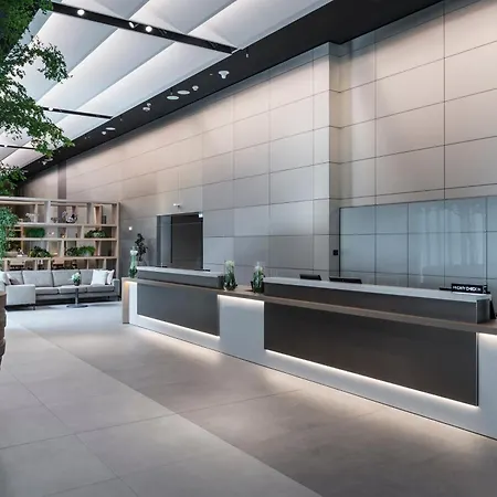 Melia Frankfurt Отель 4*