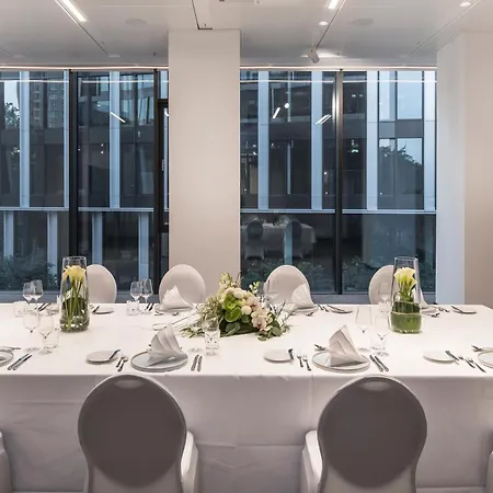 Melia Frankfurt 4*