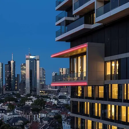 Melia Frankfurt ホテル 4*