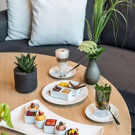 Melia Frankfurt ホテル 4*