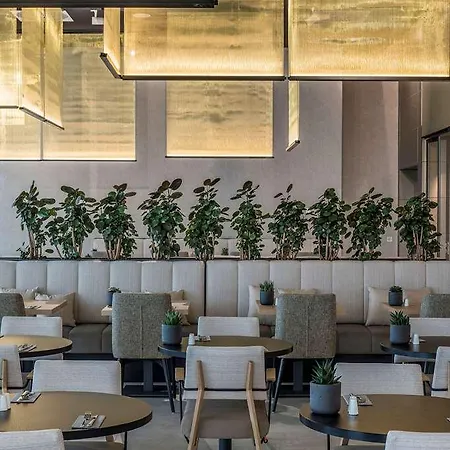 Melia Frankfurt ホテル フランクフルト