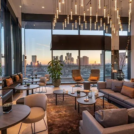 Melia Frankfurt 4*