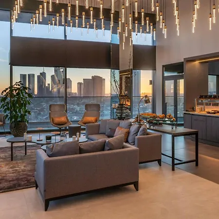 Melia Frankfurt ホテル
