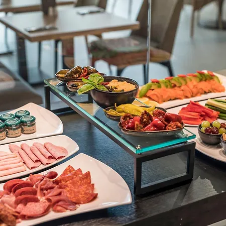 Melia Frankfurt Отель Франкфурт-на-Майне