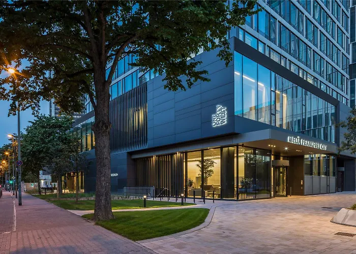 Отель Melia Frankfurt 4*