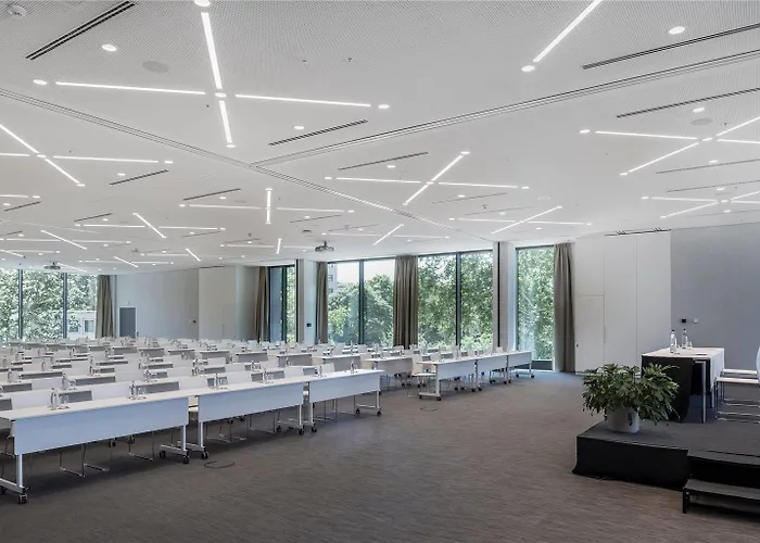 Melia Frankfurt Отель Франкфурт-на-Майне