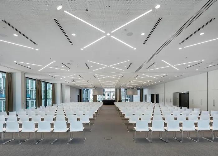 Melia Frankfurt Отель 4*