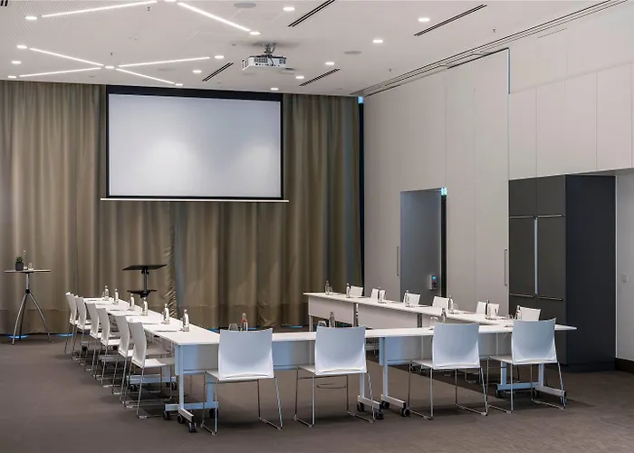 Melia Frankfurt Отель Франкфурт-на-Майне