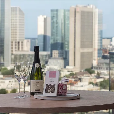 Hotell Melia Frankfurt 4*