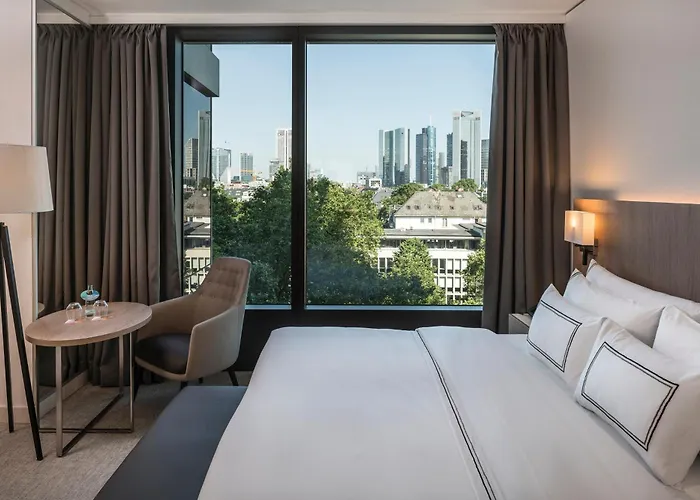 Hotel Meliá Frankfurt 4*